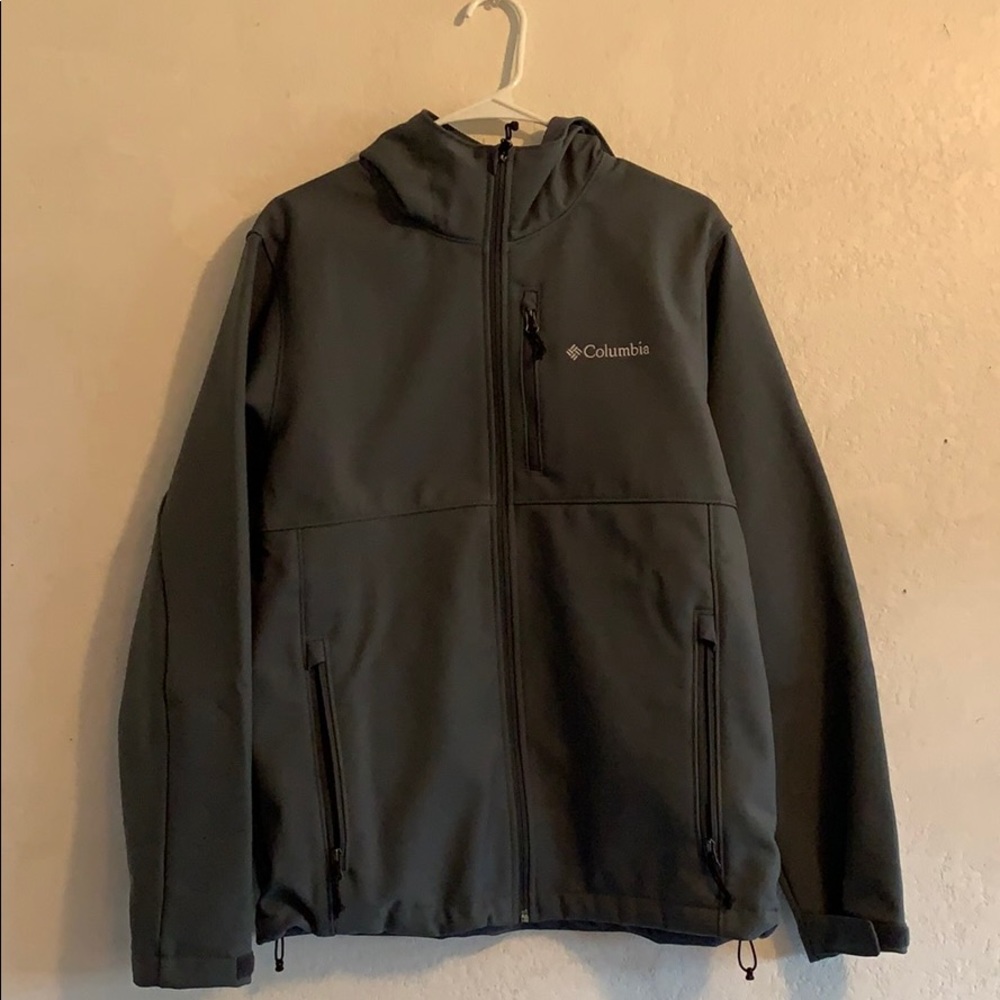 Men’s ascender hooded soft shell jacket